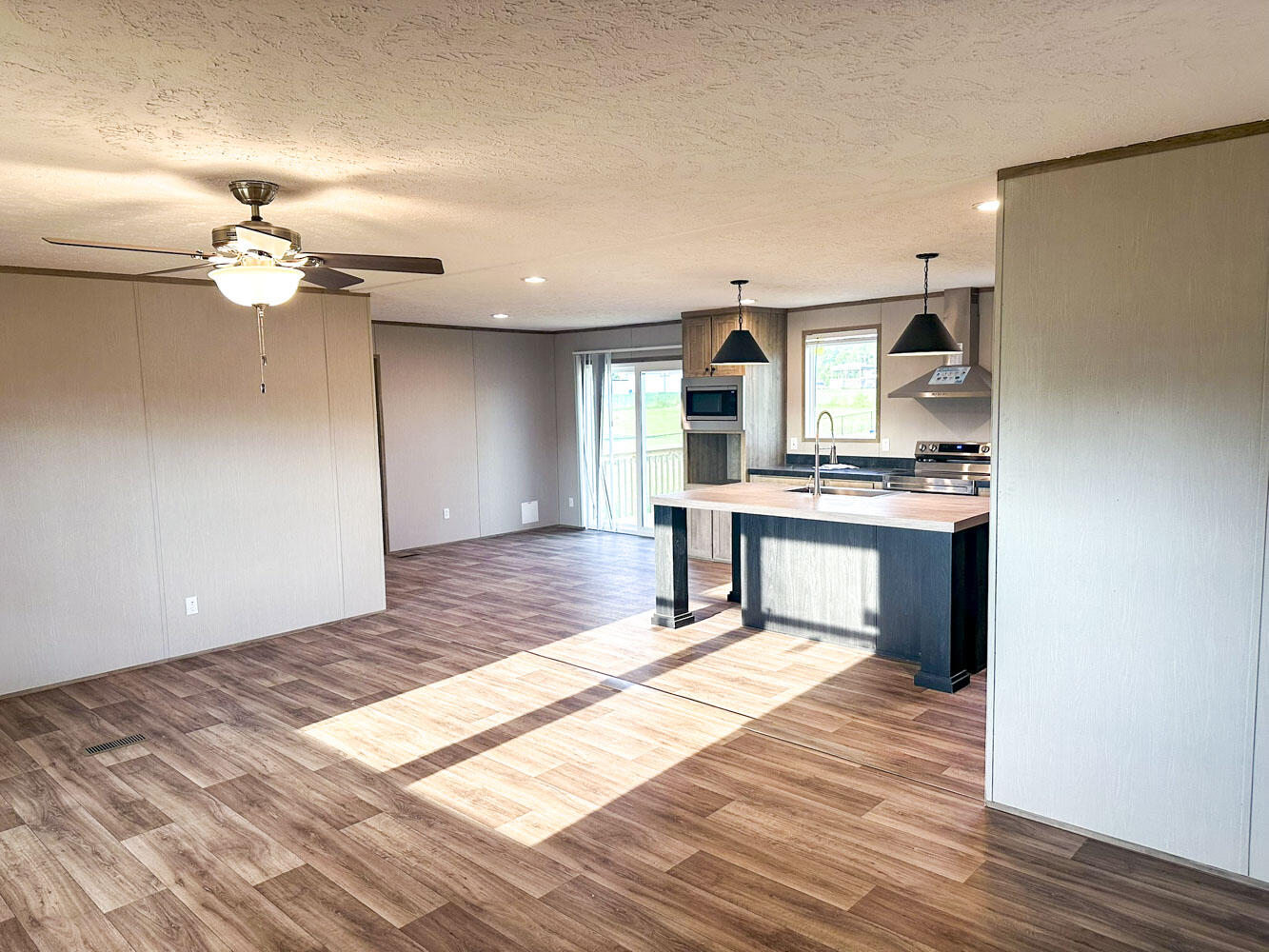 1509 River Path Morristown, TN 37813 - Photo 8 of 23 a (8)