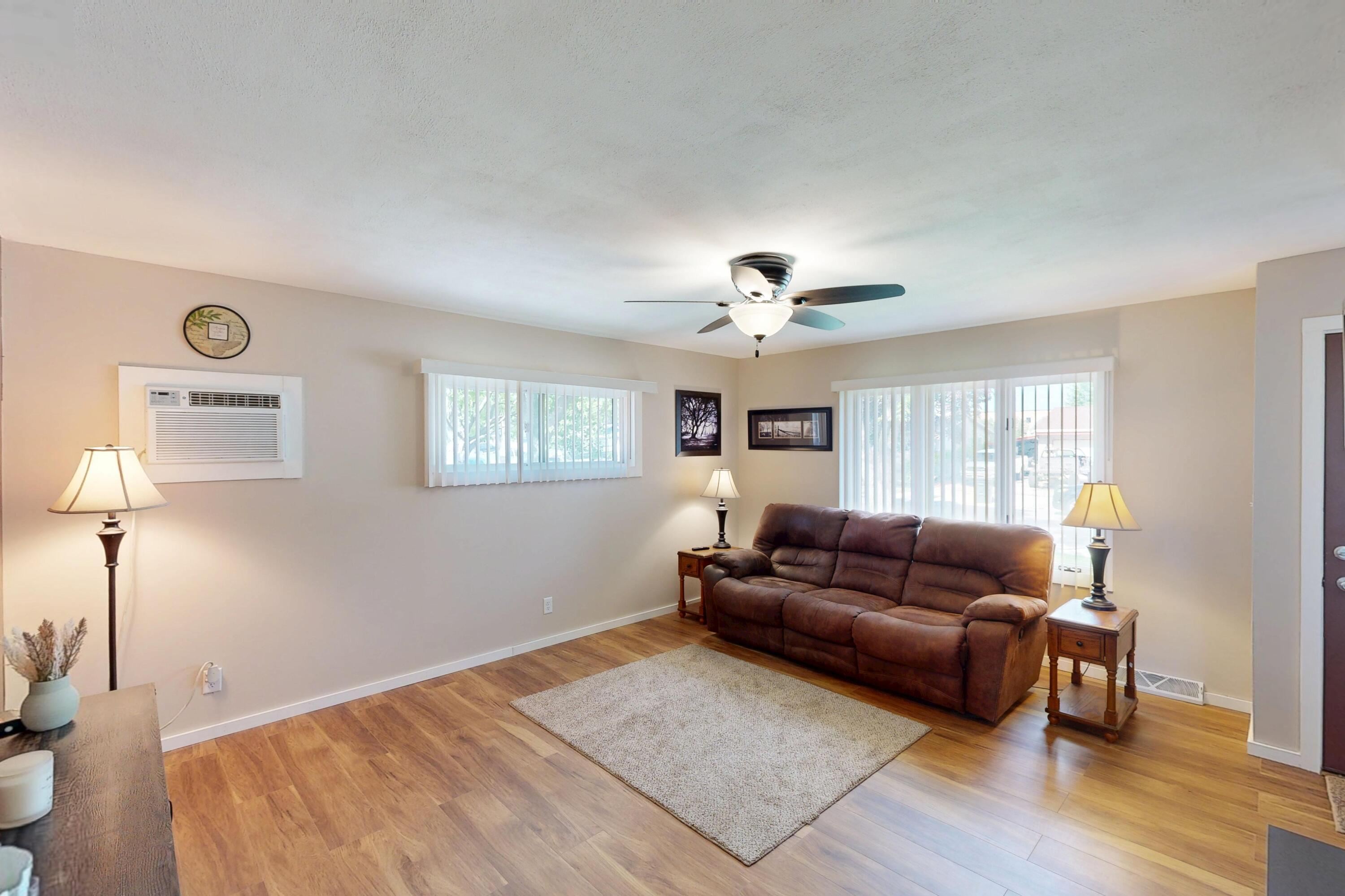 927 Peterson Street Fort Atkinson, WI 53538 - Photo 2 of 37 927-Peterson-St-06252026_170021