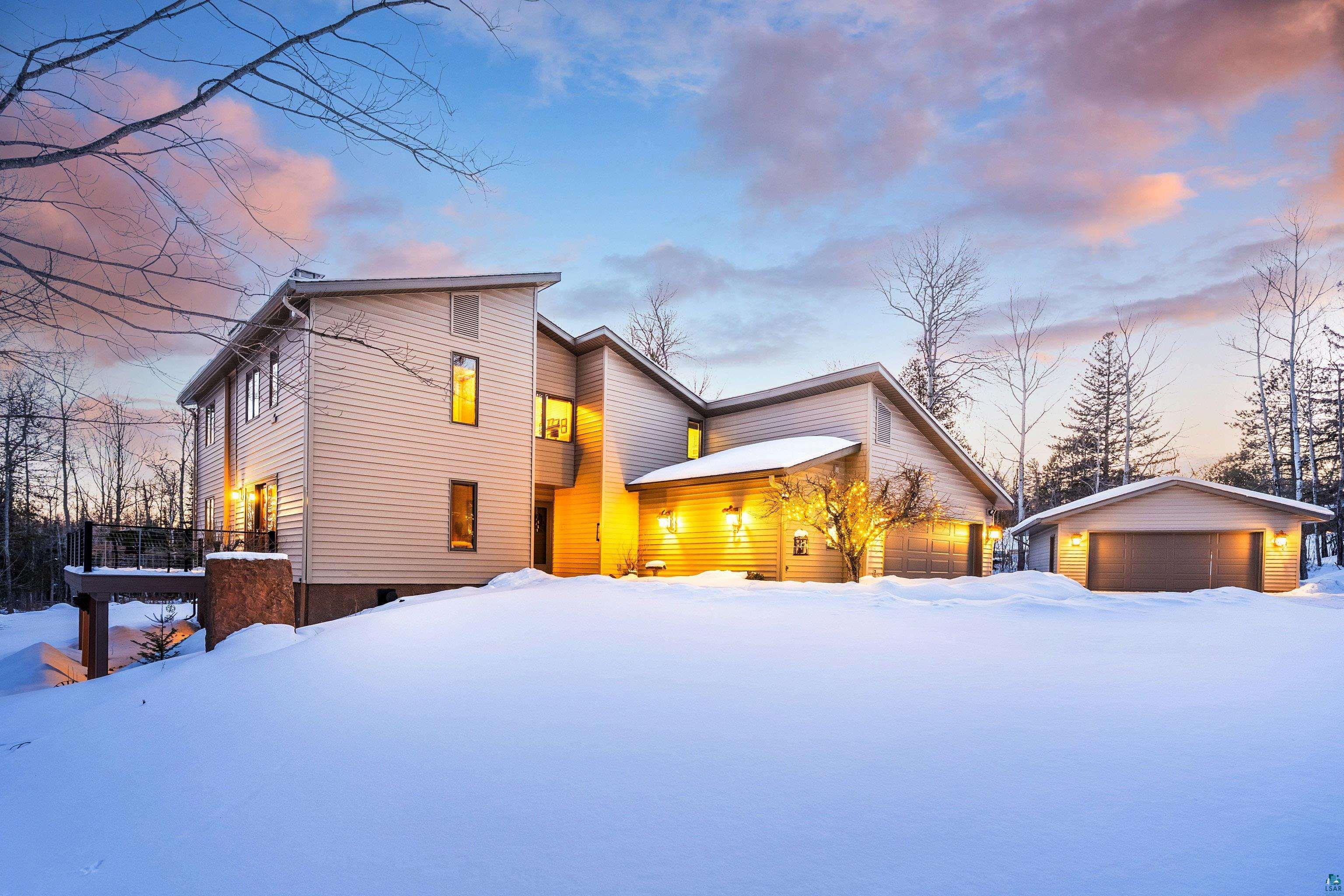 1722 N Road Duluth, MN 55811 - Photo 1 of 54 Gallery Image 1