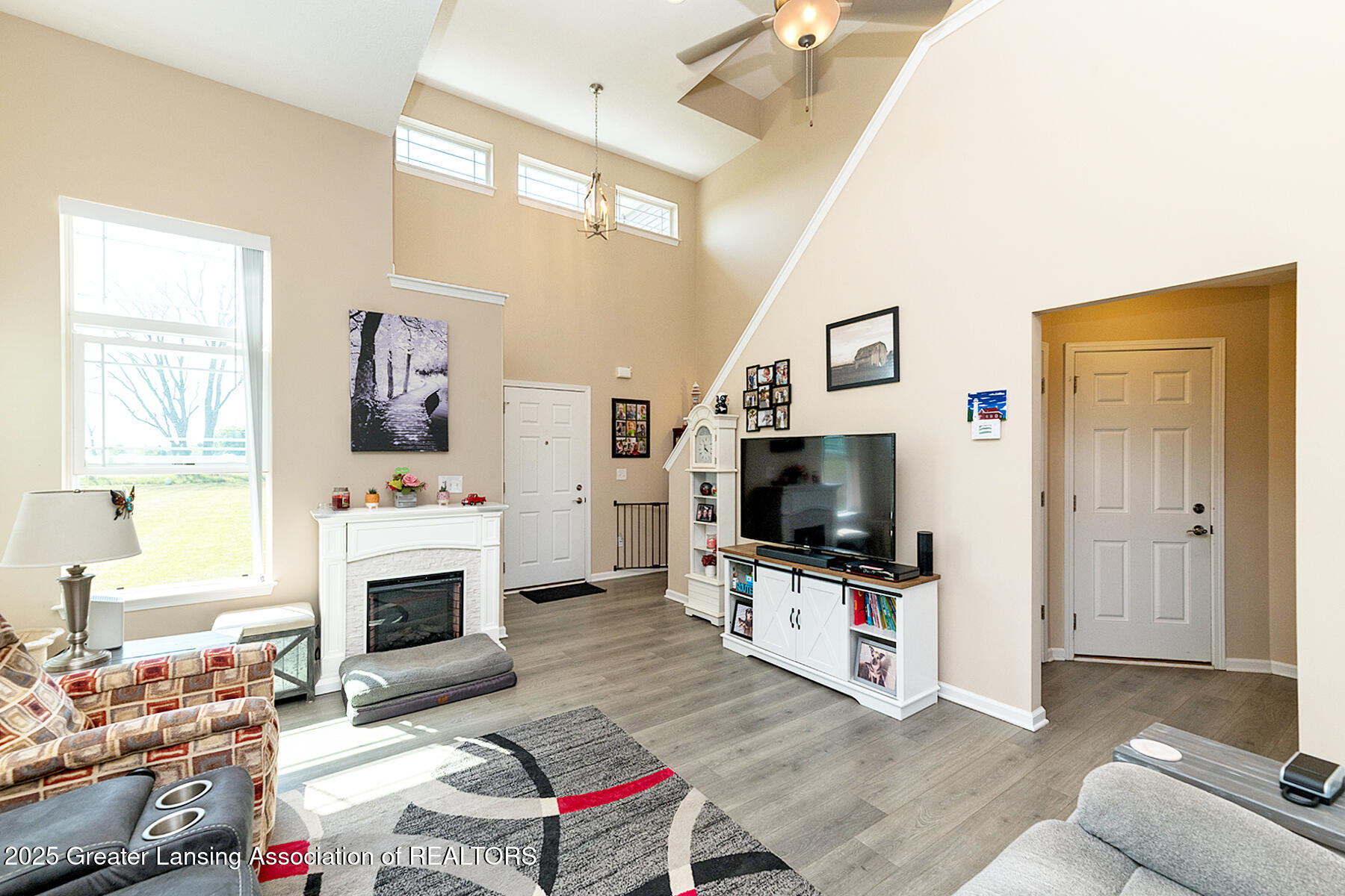12045 Wood Road Dewitt, MI 48820 - Photo 5 of 29 View of Entry and aces to second floor