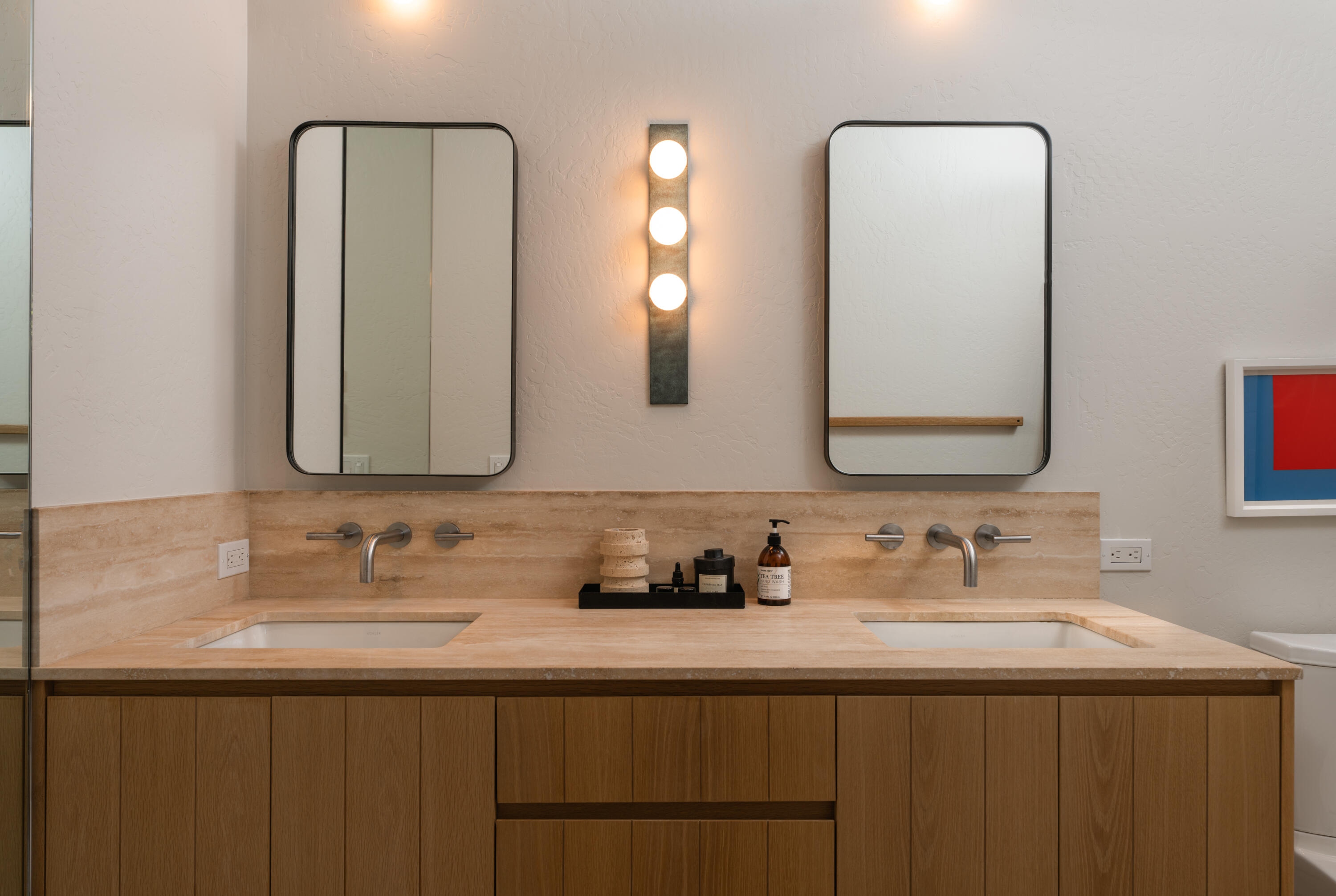 75 Conejo Road Santa Barbara, CA 93103 - Photo 25 of 41 Bathroom 2