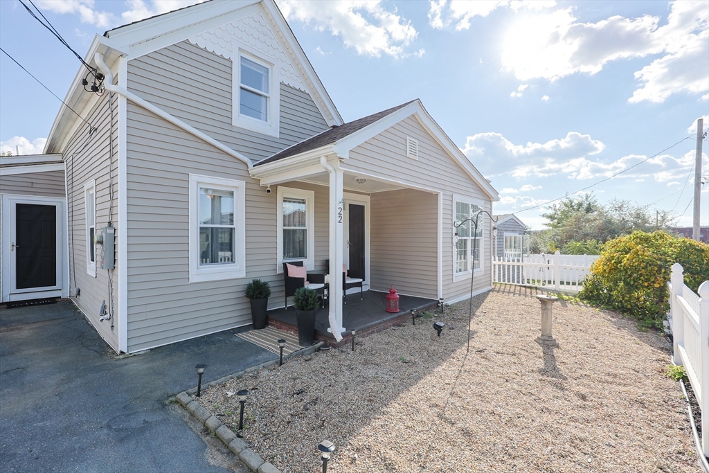 22 Rock Street Acushnet, MA 02743 - Photo 3 of 41