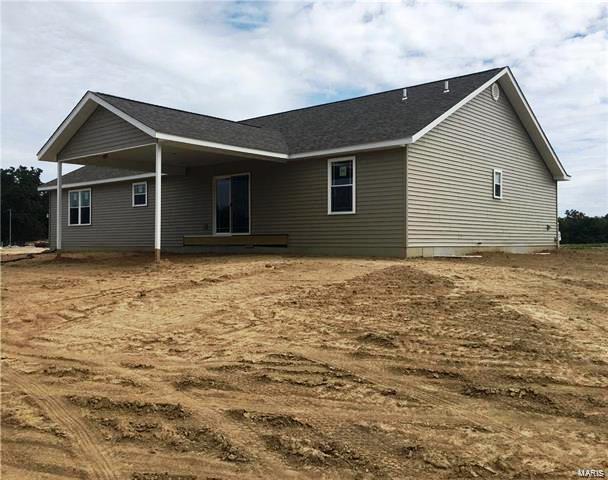 2617 Becker Road Highland, IL 62249 - Photo 7 of 23