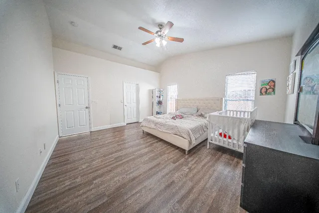 $445,000 | 152 North Shelly Avenue, Fresno, CA 93727