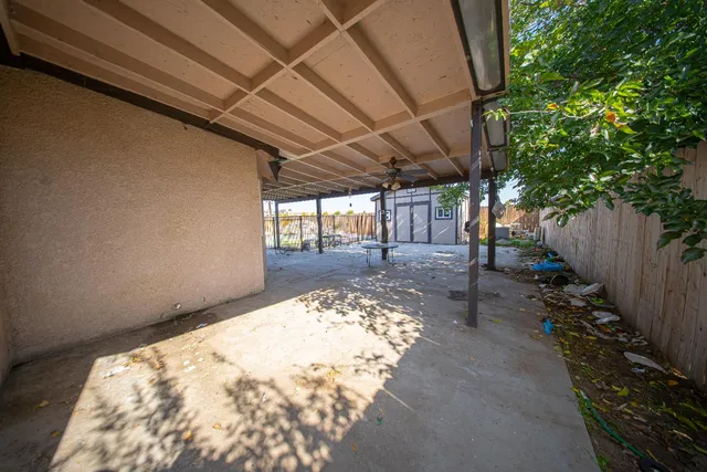 $445,000 | 152 North Shelly Avenue, Fresno, CA 93727