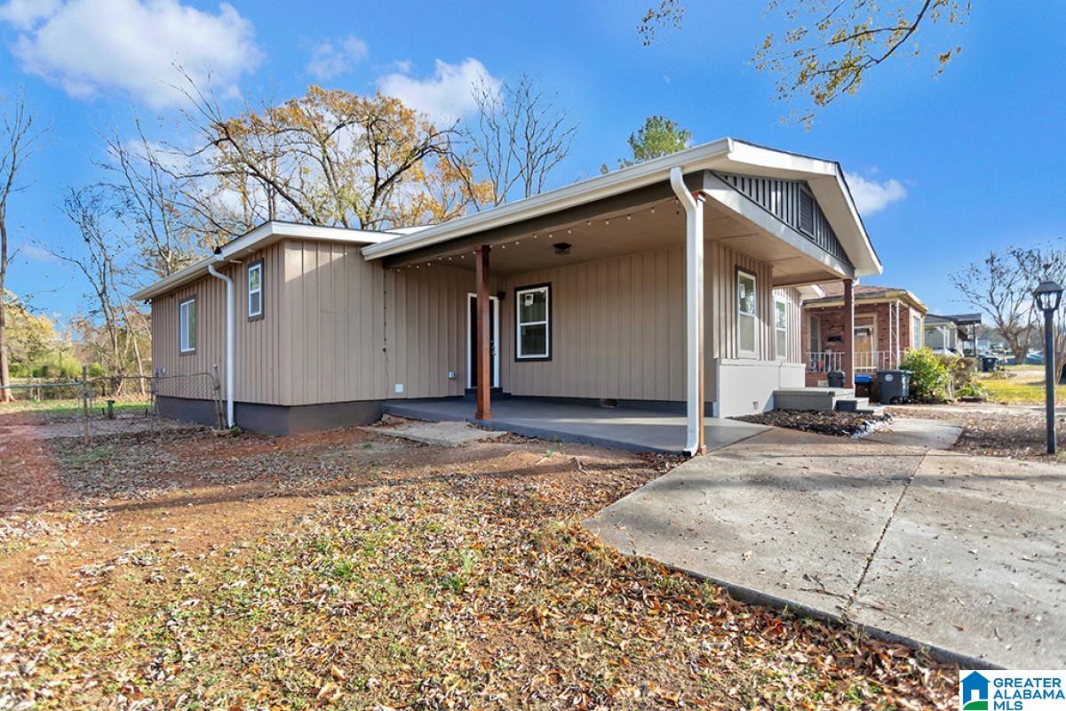 1421 Mims Street Southwest Birmingham, AL 35211 - Photo 2 of 19