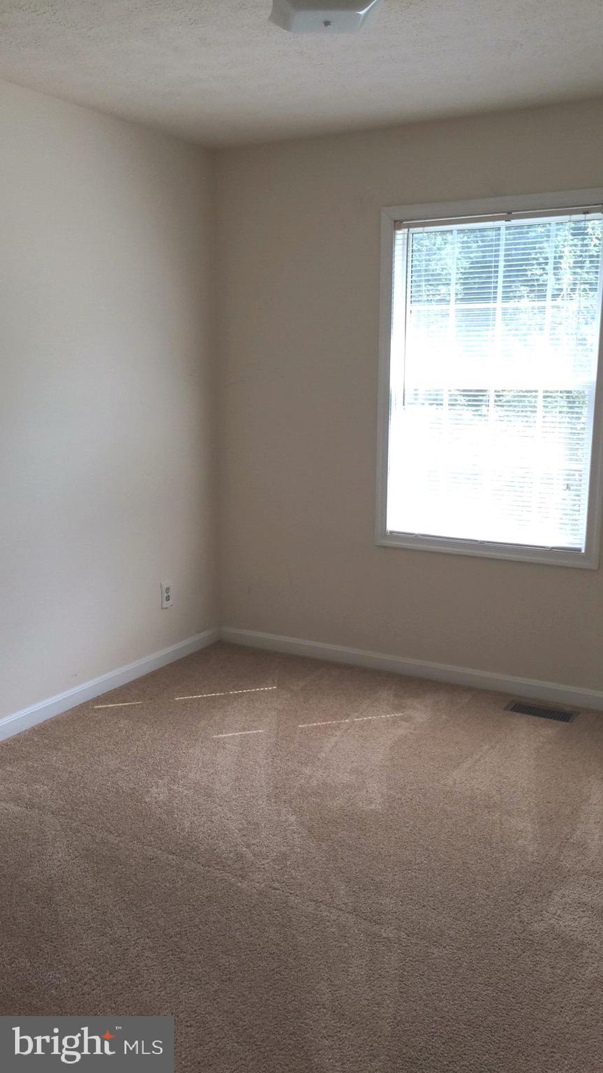 11595 Ropeknot Road Lusby, MD 20657 - Photo 10 of 14 Gallery Image 10