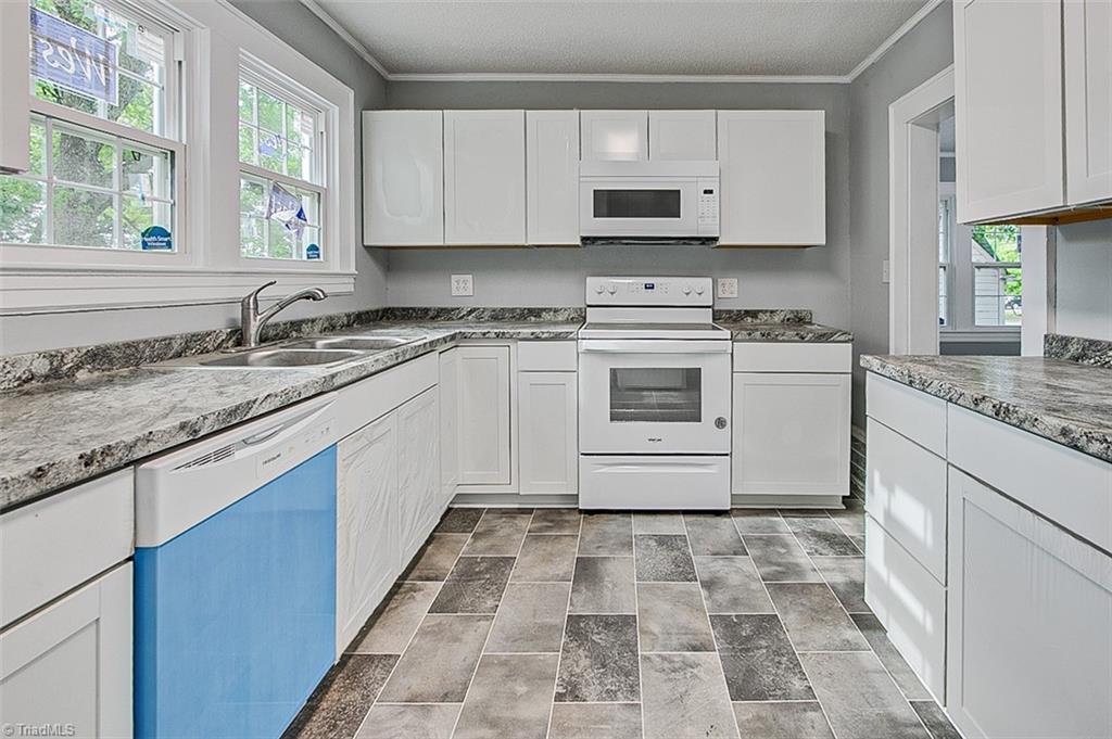 408 Forrest Street High Point, NC 27262 - Photo 13 of 47 Gallery Image 13