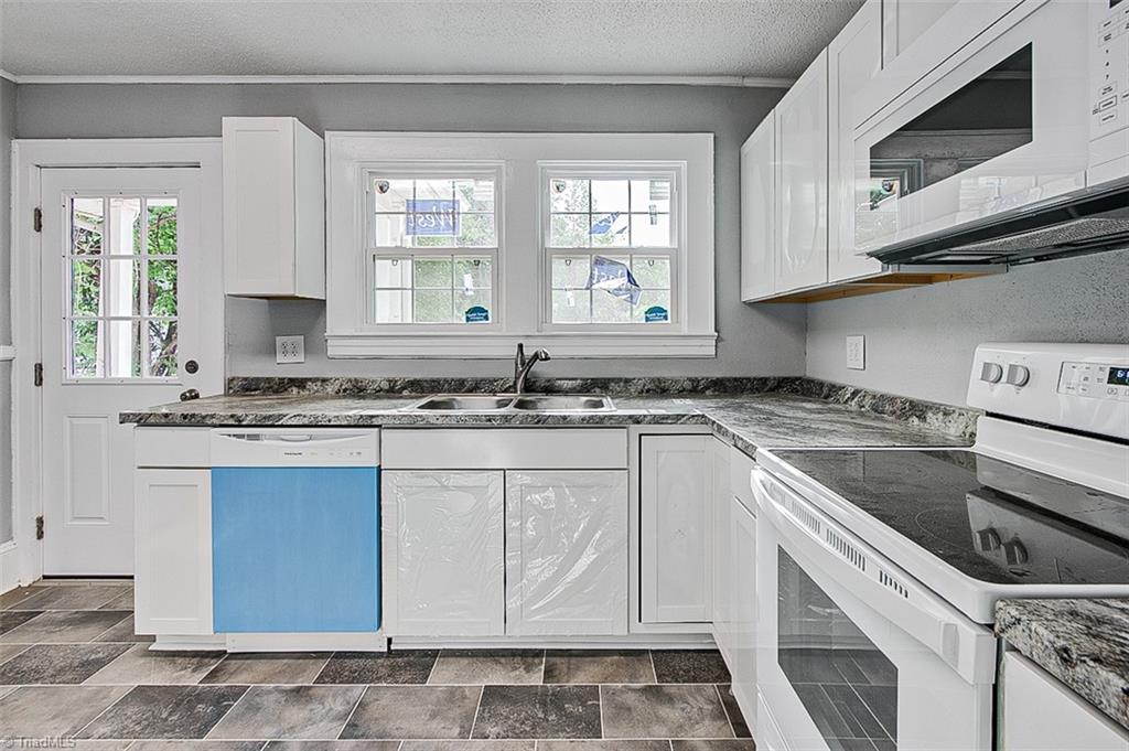 408 Forrest Street High Point, NC 27262 - Photo 15 of 47 Gallery Image 15