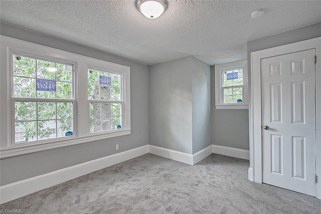408 Forrest Street High Point, NC 27262 - Photo 29 of 47 Gallery Image 29