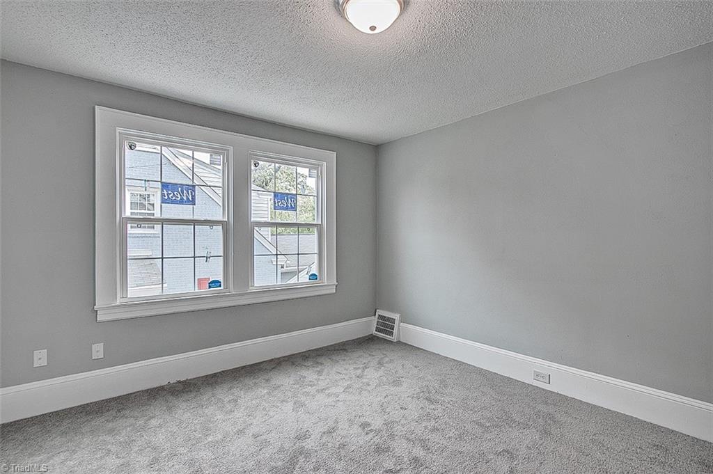 408 Forrest Street High Point, NC 27262 - Photo 31 of 47 Gallery Image 31