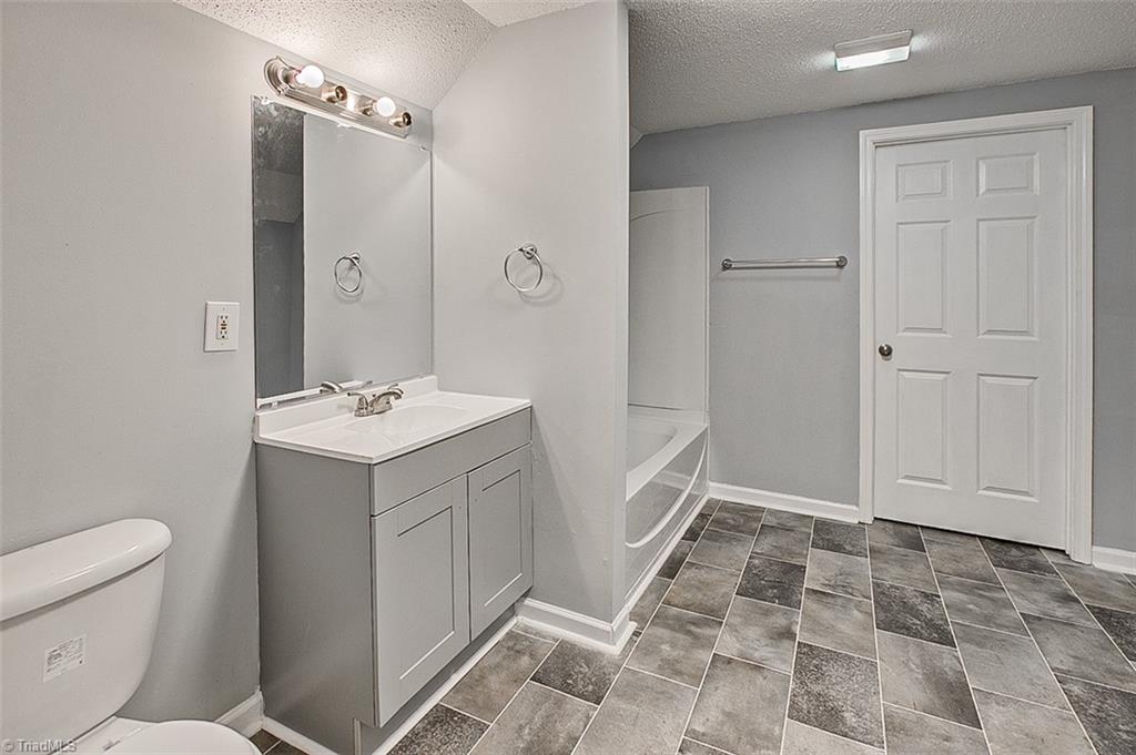408 Forrest Street High Point, NC 27262 - Photo 34 of 47 Gallery Image 34
