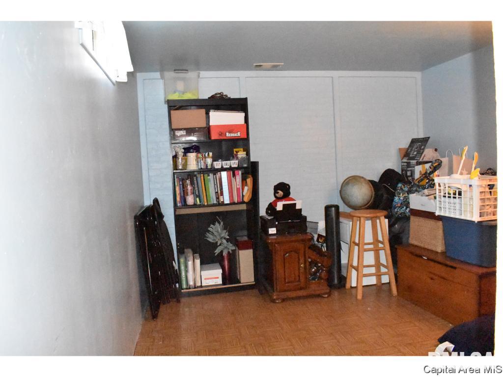 1908 Fairfield Drive Springfield, IL 62702 - Photo 20 of 23