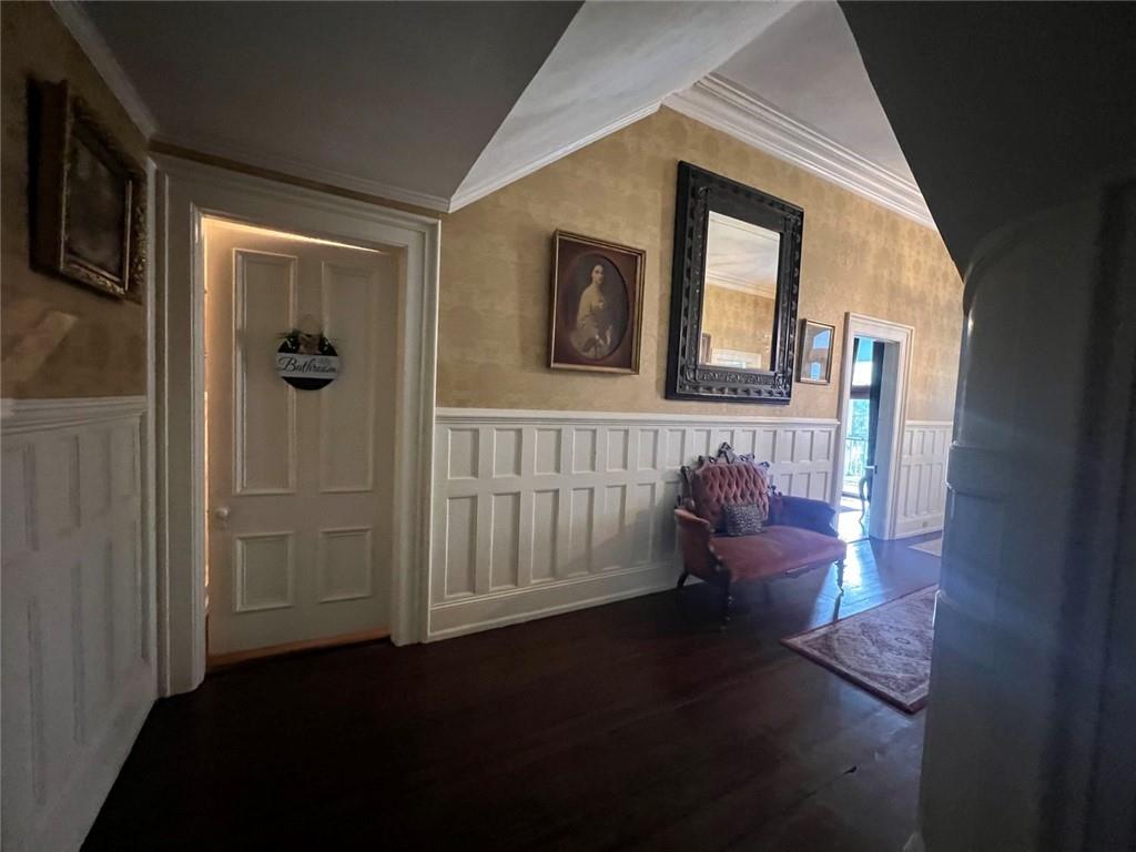 1710 Country Club Road Eufaula, AL 36027 - Photo 13 of 44 a front view of a house with entryway