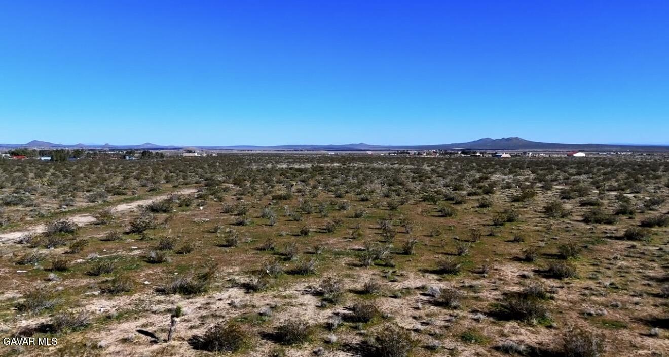 25th Street Mojave, CA 93501 - Photo 4 of 5 a view of a city with mountain view