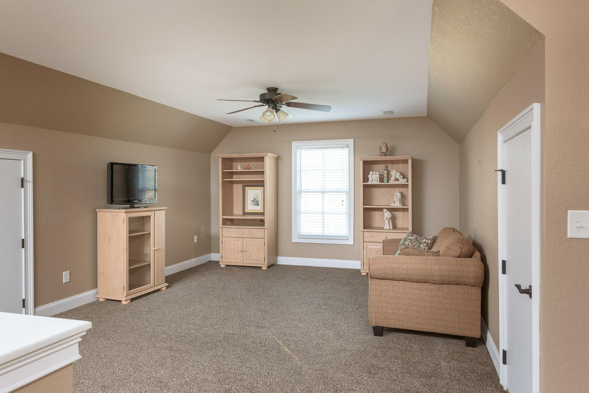 61 Pheonix Circle Rock Spring, GA 30739 - Photo 25 of 40 den1