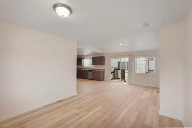 $174,999 | 1624 Highway 99, Unit 21, Manteca, CA 95336