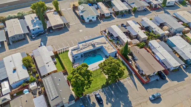 $174,999 | 1624 Highway 99, Unit 21, Manteca, CA 95336