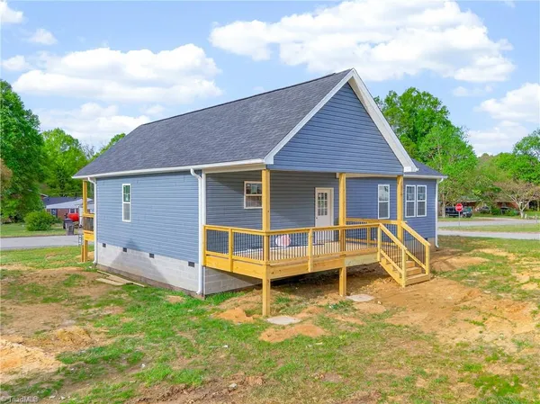 $245,000 | 1701 Gavin Drive, High Point, NC 27260
