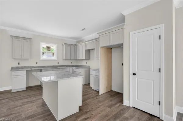 $245,000 | 1701 Gavin Drive, High Point, NC 27260