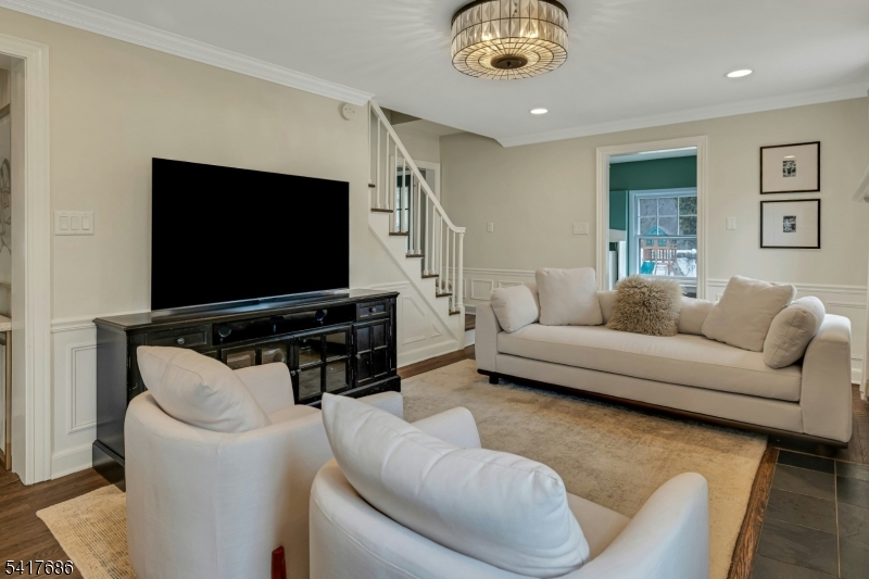 21 Ridgedale Avenue Summit, NJ 07901 - Photo 3 of 33