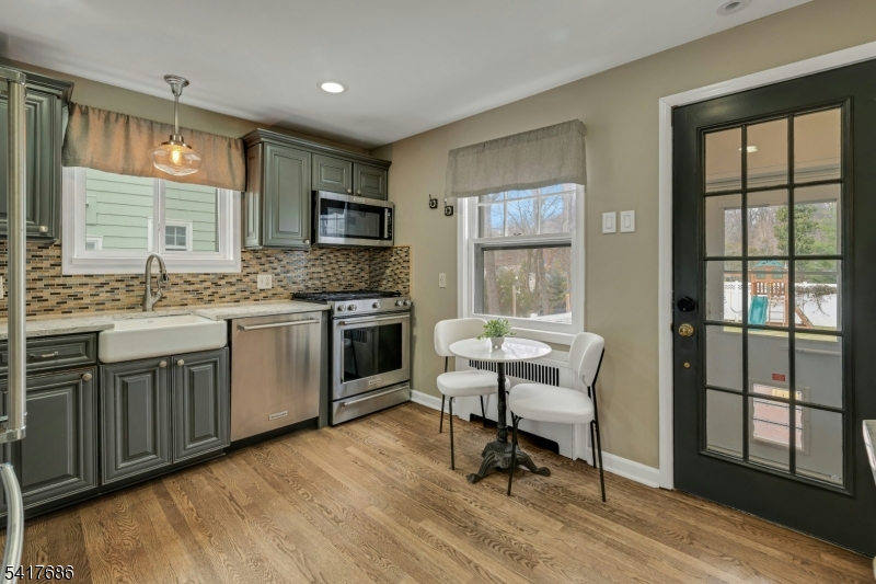 21 Ridgedale Avenue Summit, NJ 07901 - Photo 9 of 33