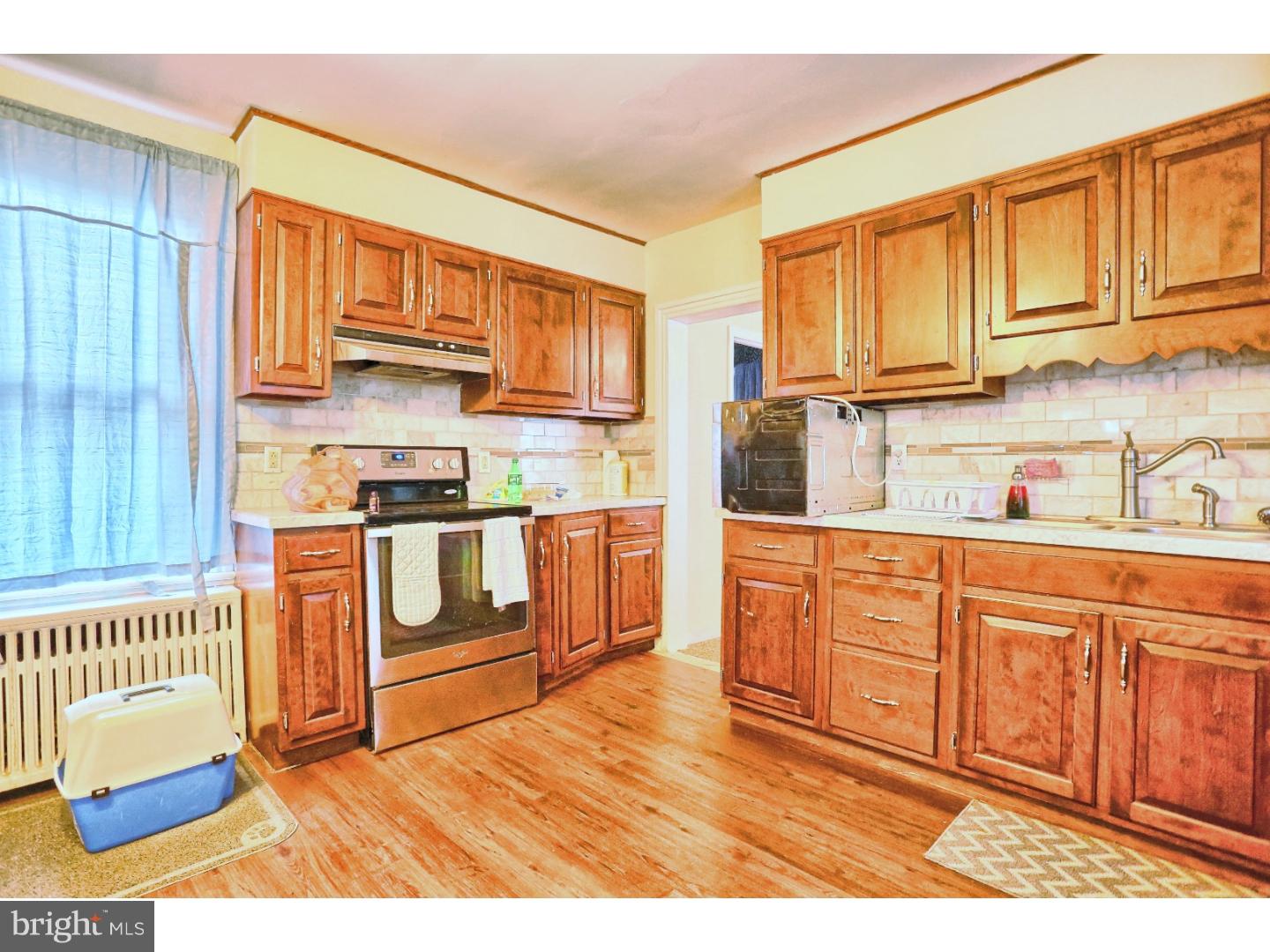 3019 Kutztown Road Reading, PA 19605 - Photo 4 of 18