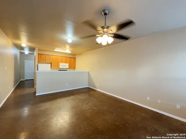 $1,175 | 10826 Mathom Landing, Unit 1, Universal City, TX 78148