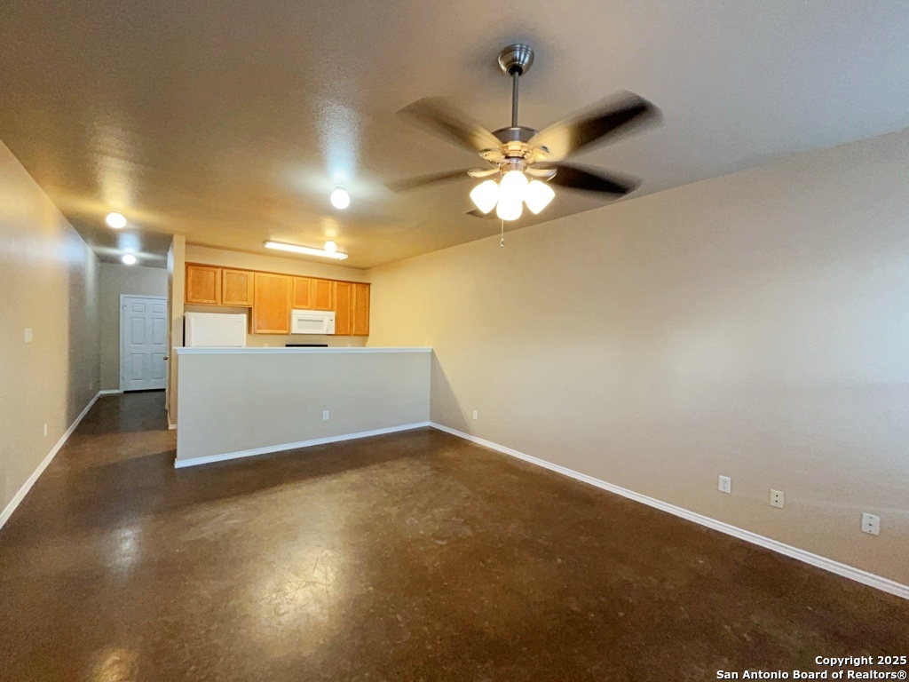 10826 Mathom Landing, Unit 1 Universal City, TX 78148 - Photo 11 of 36