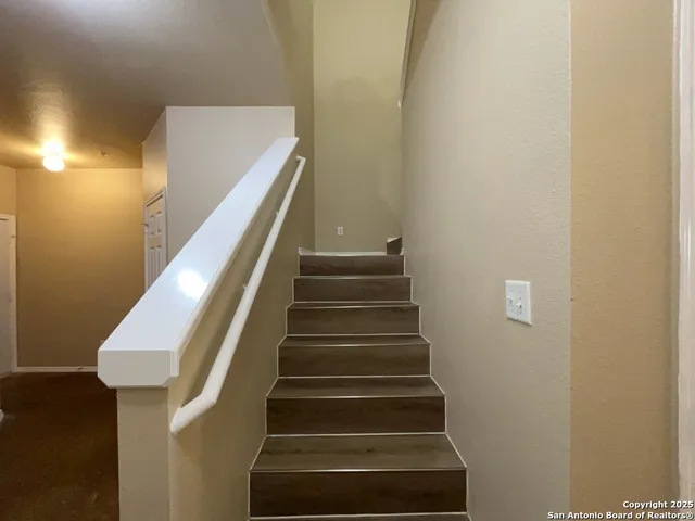 $1,175 | 10826 Mathom Landing, Unit 1, Universal City, TX 78148