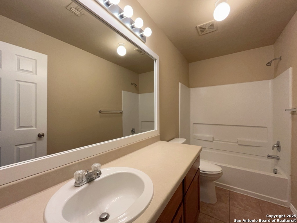 10826 Mathom Landing, Unit 1 Universal City, TX 78148 - Photo 16 of 36