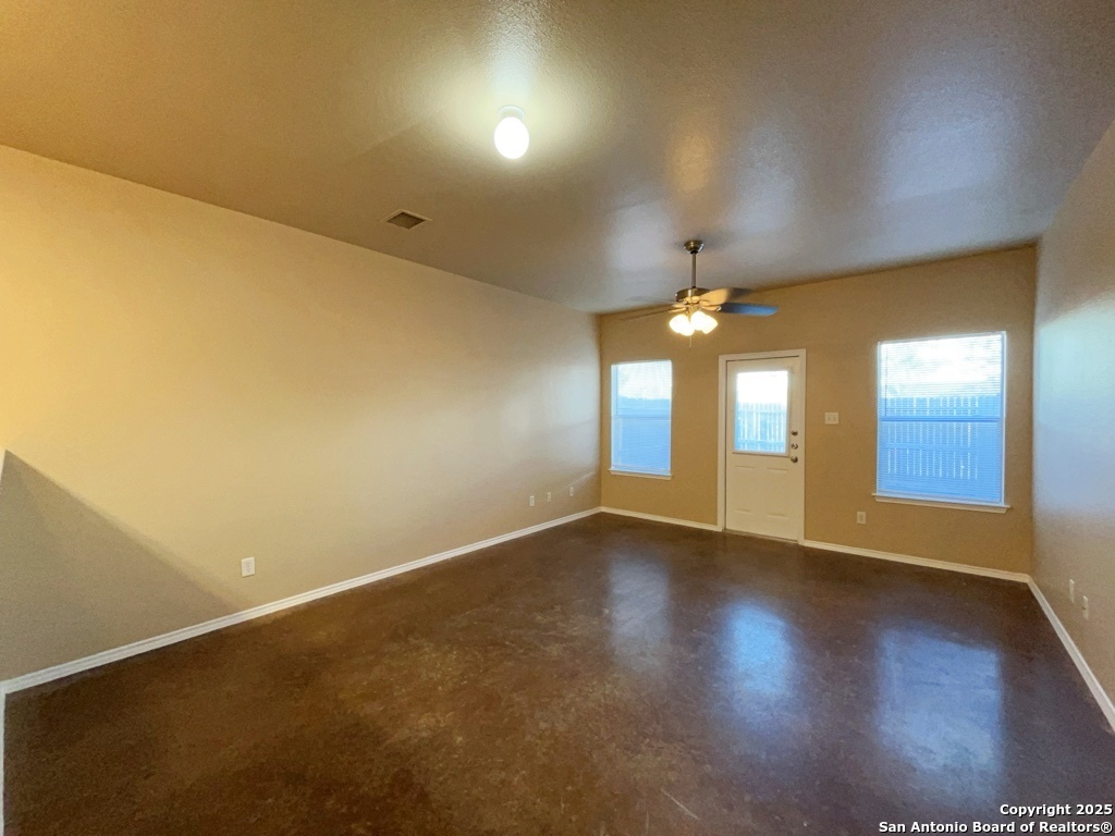 10826 Mathom Landing, Unit 1 Universal City, TX 78148 - Photo 9 of 36