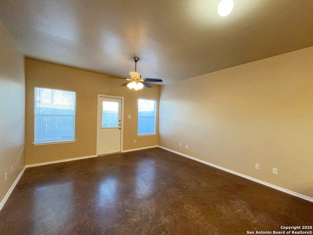 10826 Mathom Landing, Unit 1 Universal City, TX 78148 - Photo 10 of 36