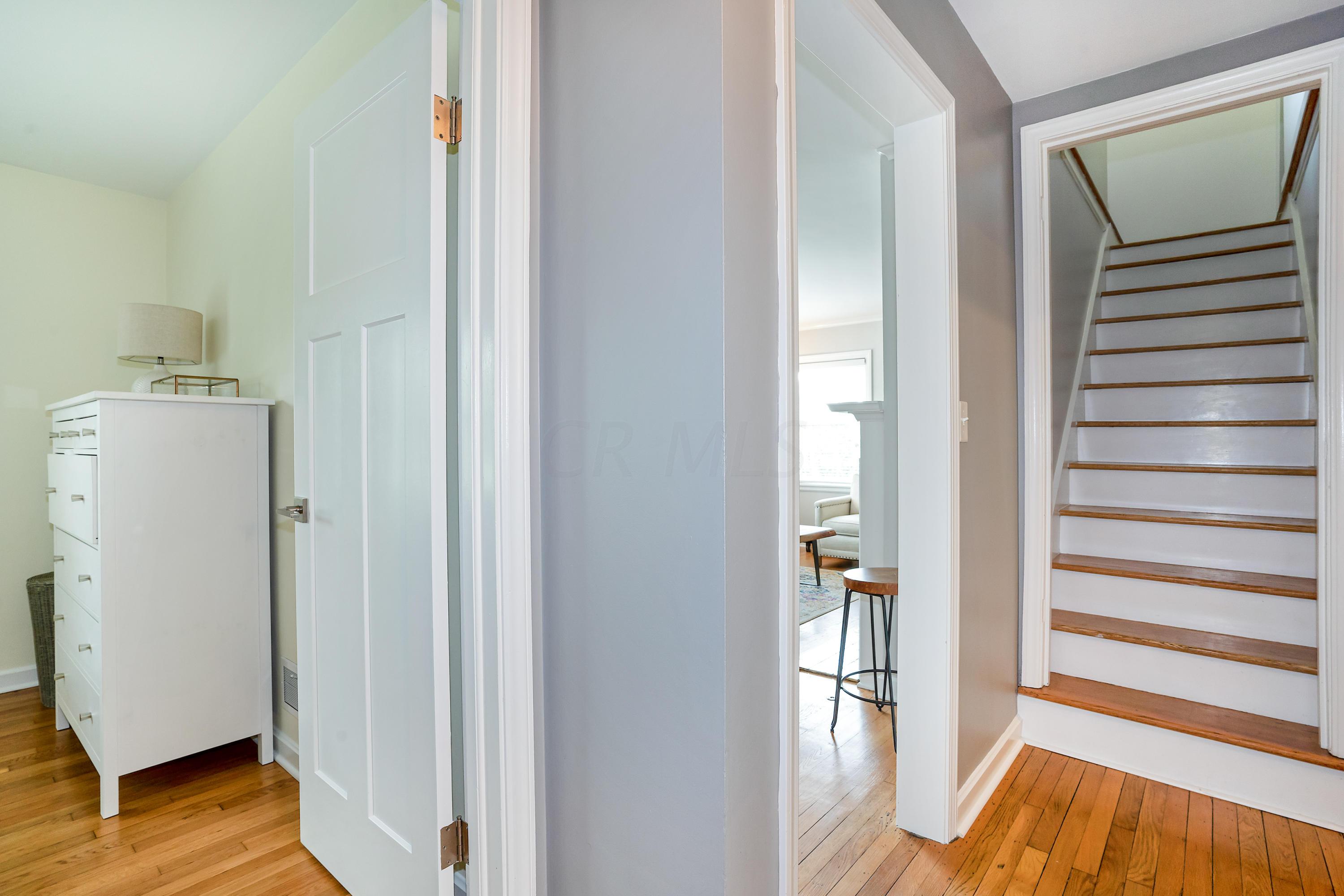 1244 Haddon Road Columbus, OH 43209 - Photo 12 of 50