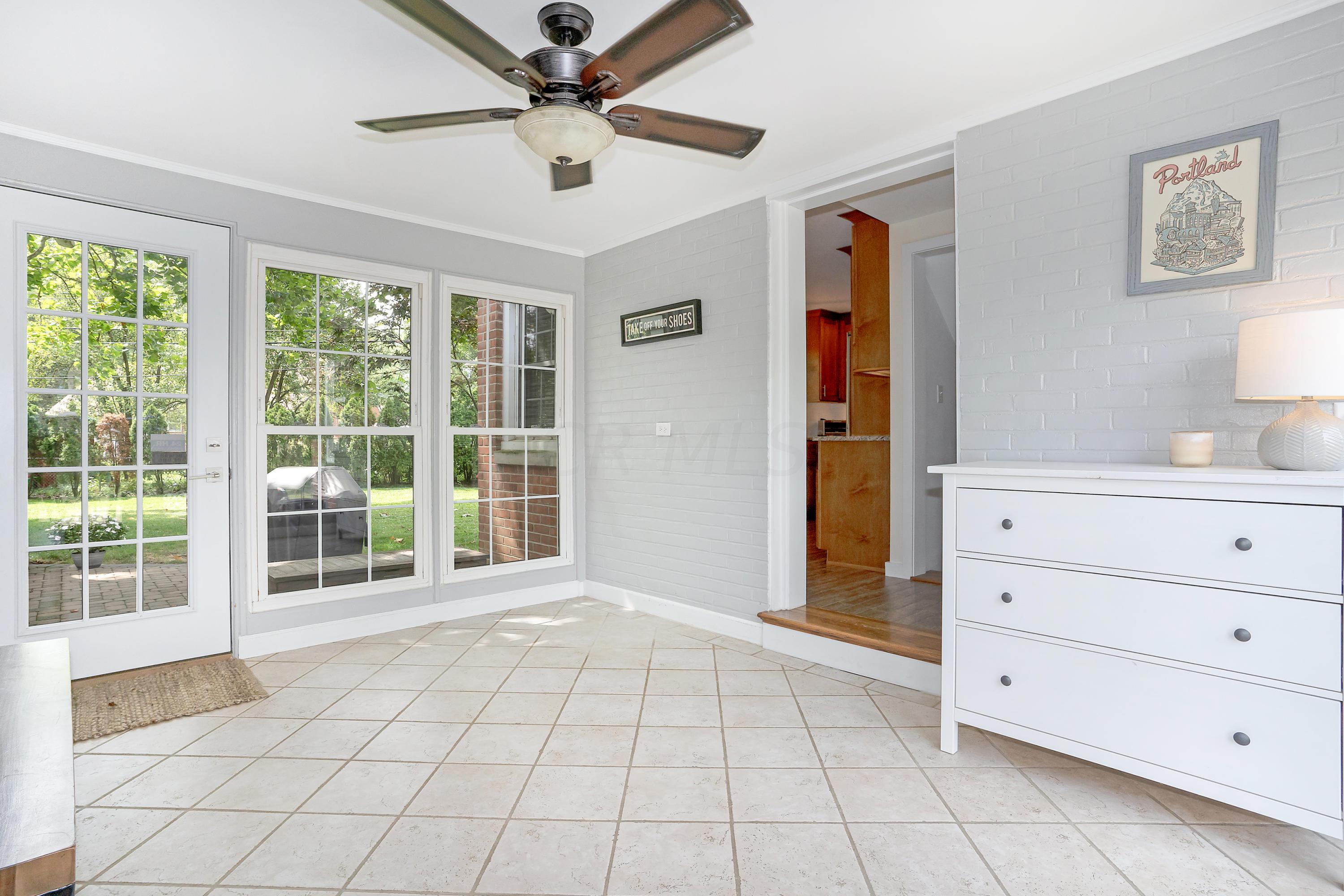 1244 Haddon Road Columbus, OH 43209 - Photo 7 of 50