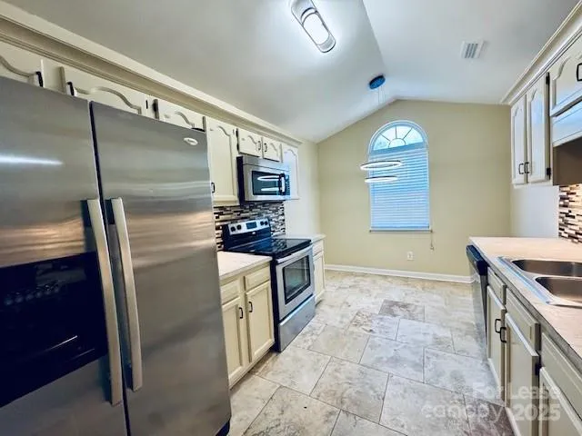 $2,250 | 5114 Rosemede Drive, Charlotte, NC 28227