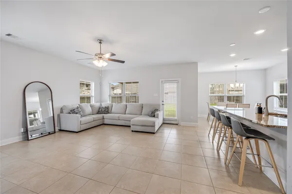 $2,300 | 32906 Ruthie Dean Drive, Brookshire, TX 77423