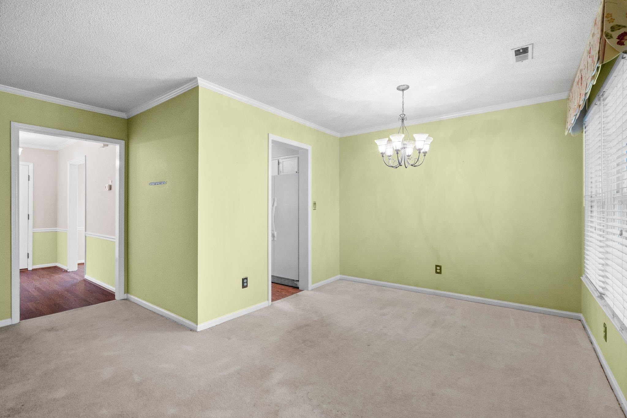 214 Wetherburn Lane Raleigh, NC 27615 - Photo 18 of 31 Living Room
