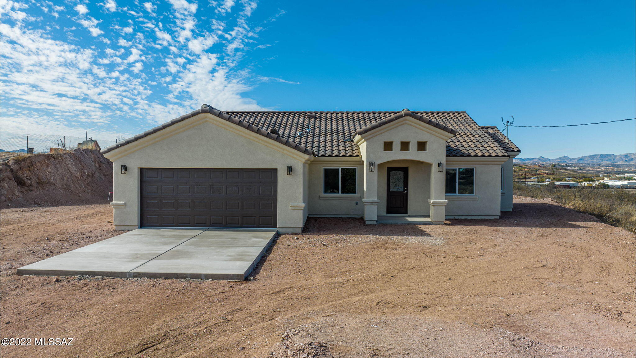 968 Calle Hernandez Rio Rico, AZ 85648 - Photo 1 of 27 Gallery Image 1