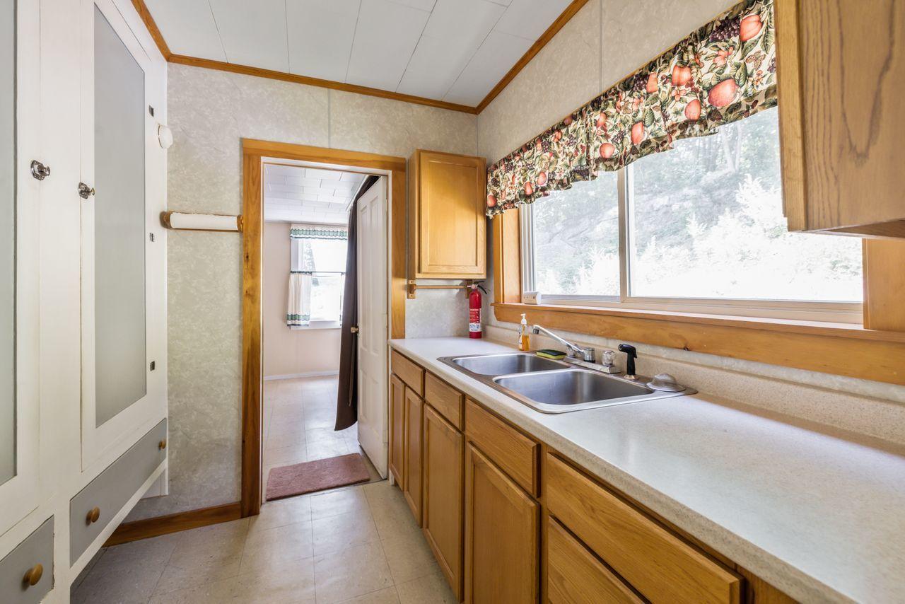 5 Vale Road Bath, ME 04530 - Photo 16 of 52 3G0A5016