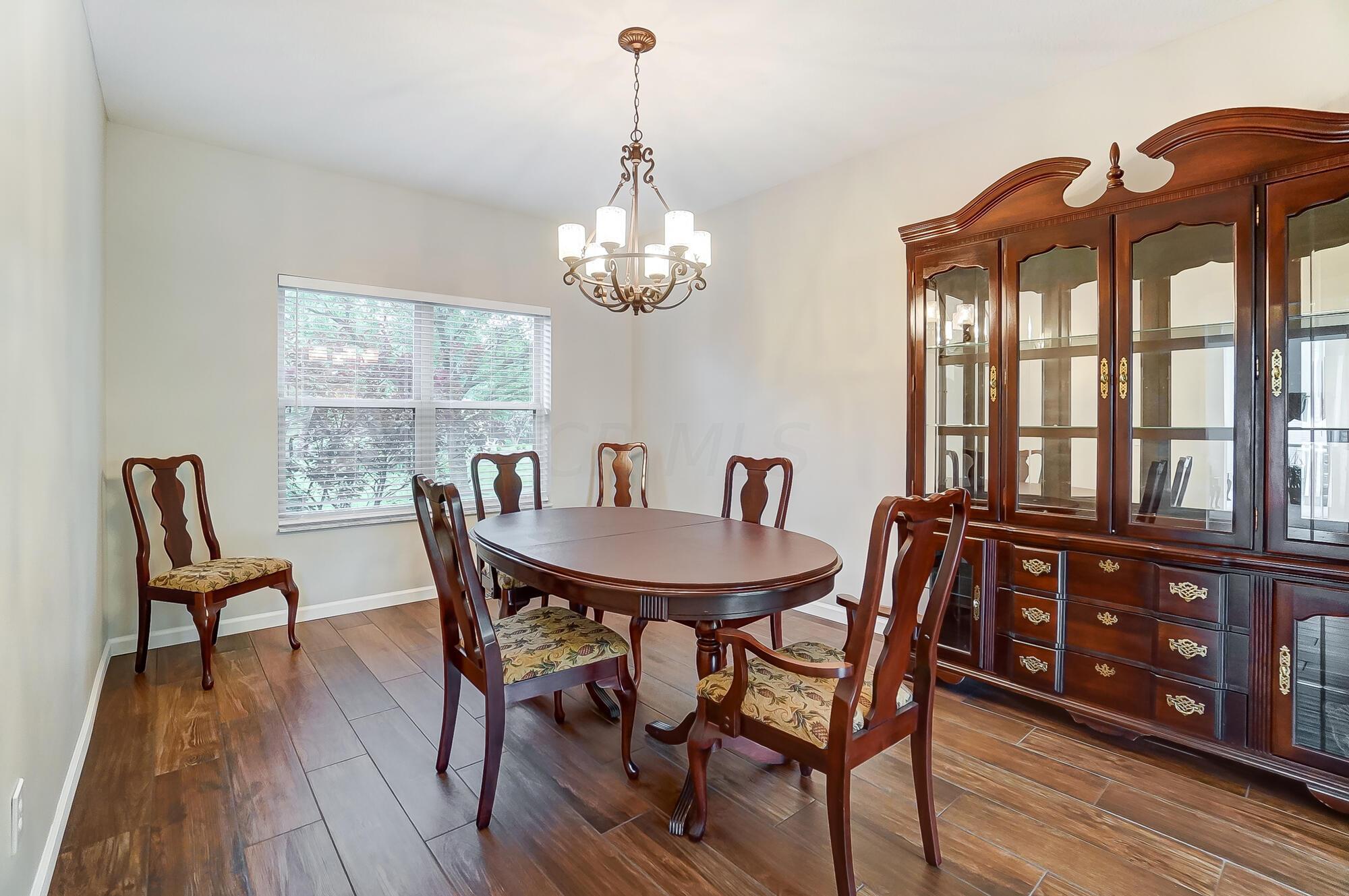 5674 Steward Road Galena, OH 43021 - Photo 19 of 82 Dinning room