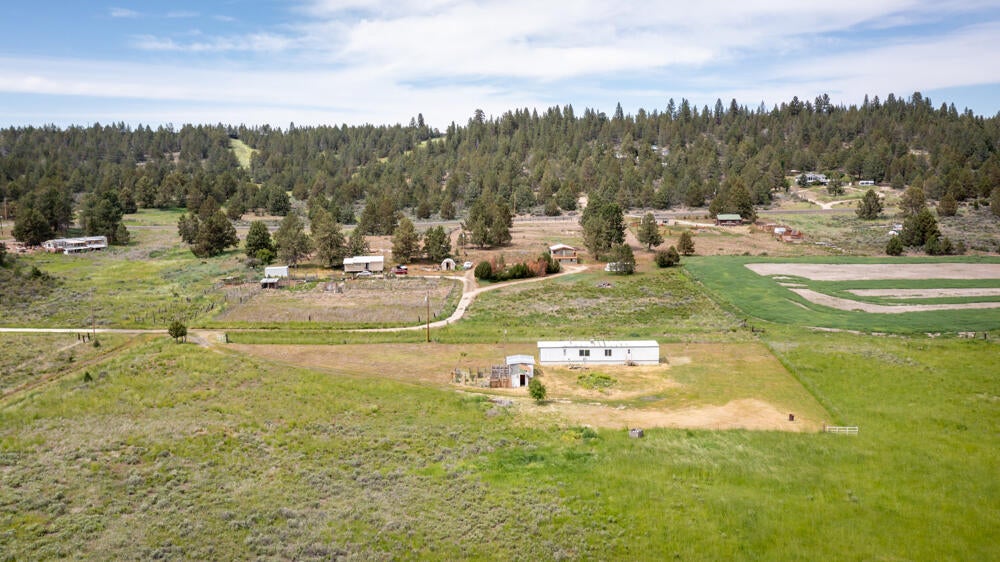 26826 Modoc Street Chiloquin, OR 97624 - Photo 37 of 56 0038