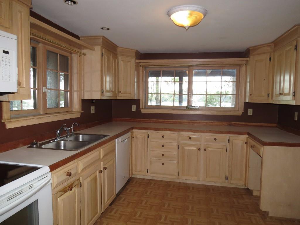 136 Williamson Road Manchester, ME 04351 - Photo 10 of 22 Photo