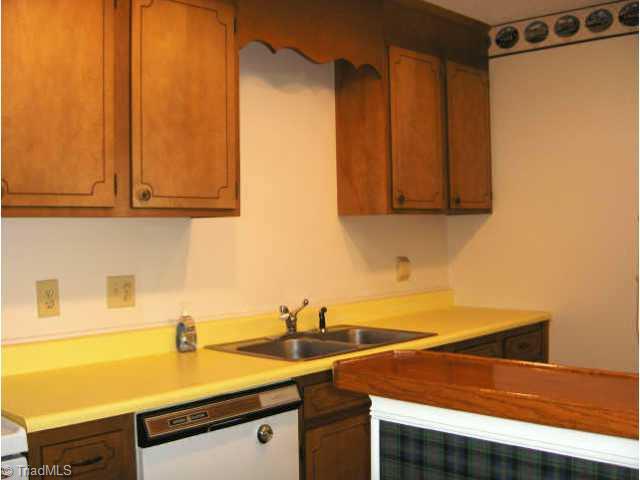 5745 D Bramblegate Road Greensboro, NC 27409 - Photo 5 of 7 Other.