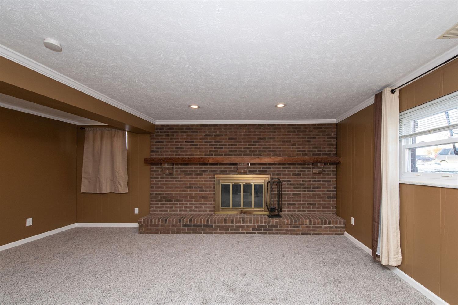 5737 Lawrence Road Cincinnati, OH 45248 - Photo 24 of 37