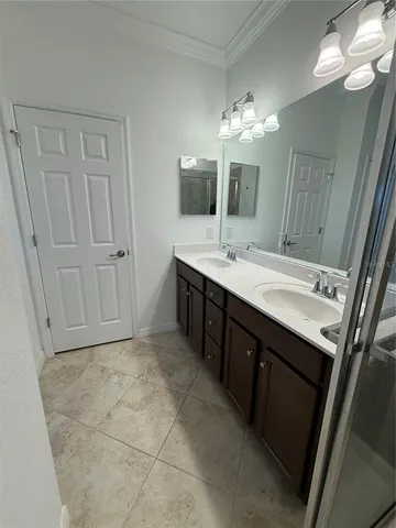 $2,300 | 20460 Lagente Circle, Venice, FL 34293