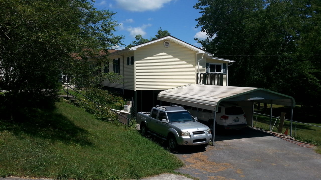 117 South High Knob Road La Follette, TN 37766 - Photo 3 of 11 20150812_124646
