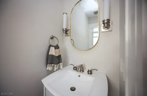 $1,350,000 | 15 North Terrace, Maplewood, NJ 07040