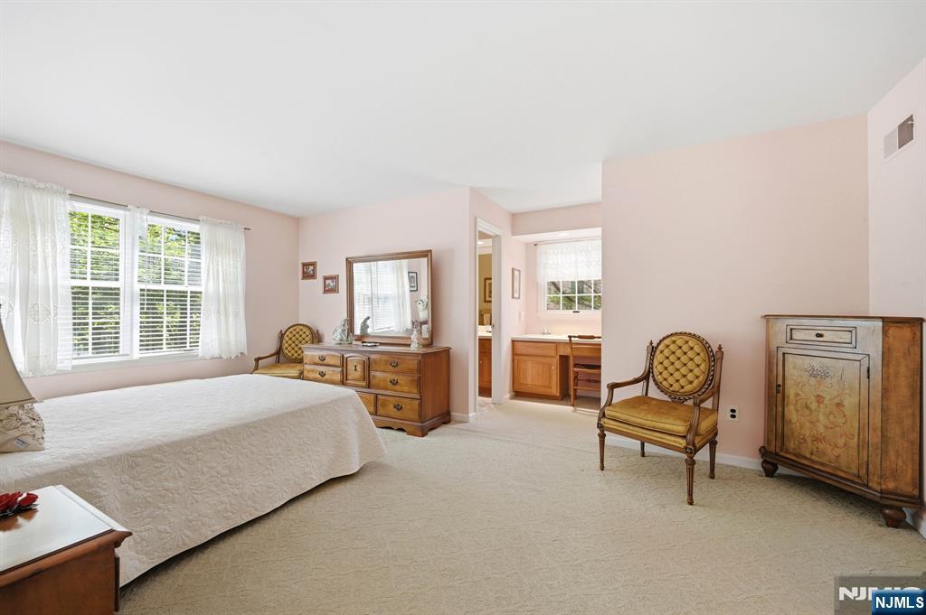 123B South Maple Avenue, Unit A Park Ridge, NJ 07656 - Photo 16 of 27