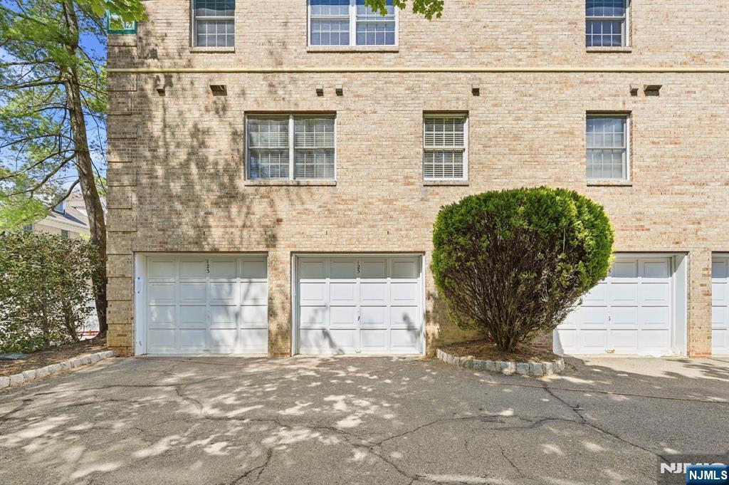 123B South Maple Avenue, Unit A Park Ridge, NJ 07656 - Photo 25 of 27